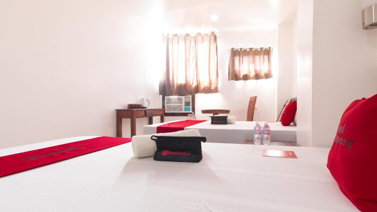 Reddoorz Plus Near Vigan City Commercial Center Exterior foto
